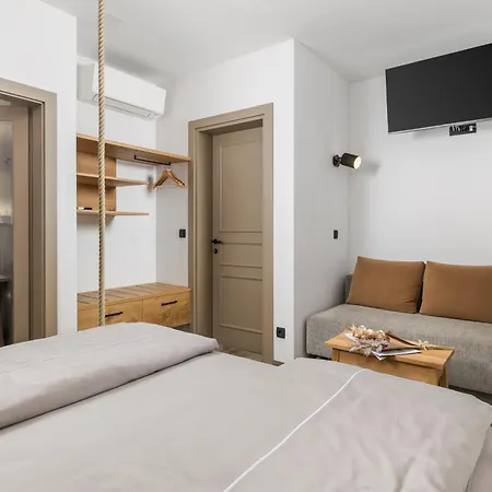 And Old Center Appartement Pula