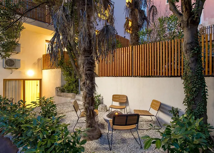 And Old Center Apartment