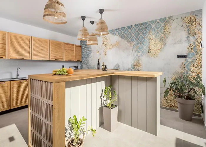 And Old Center * Pula