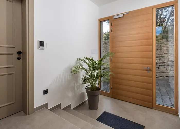 And Old Center * Pula