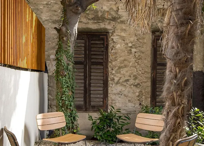 And Old Center Apartment