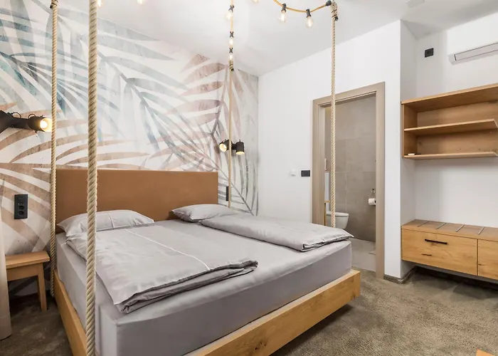 And Old Center * Pula