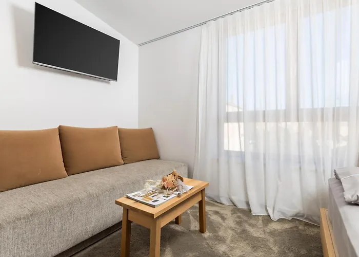 Apartment And Old Center *